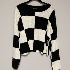 Love Tree Black and White Checkered Sweater